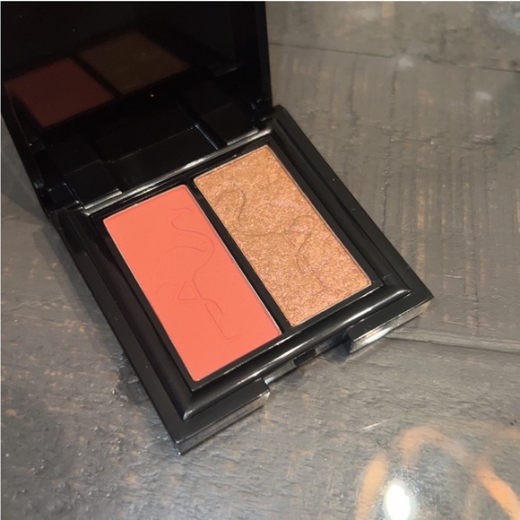 NEW Shaina B. Pink gold Eyeshadow Duo in B. Free - Picture 3 of 5